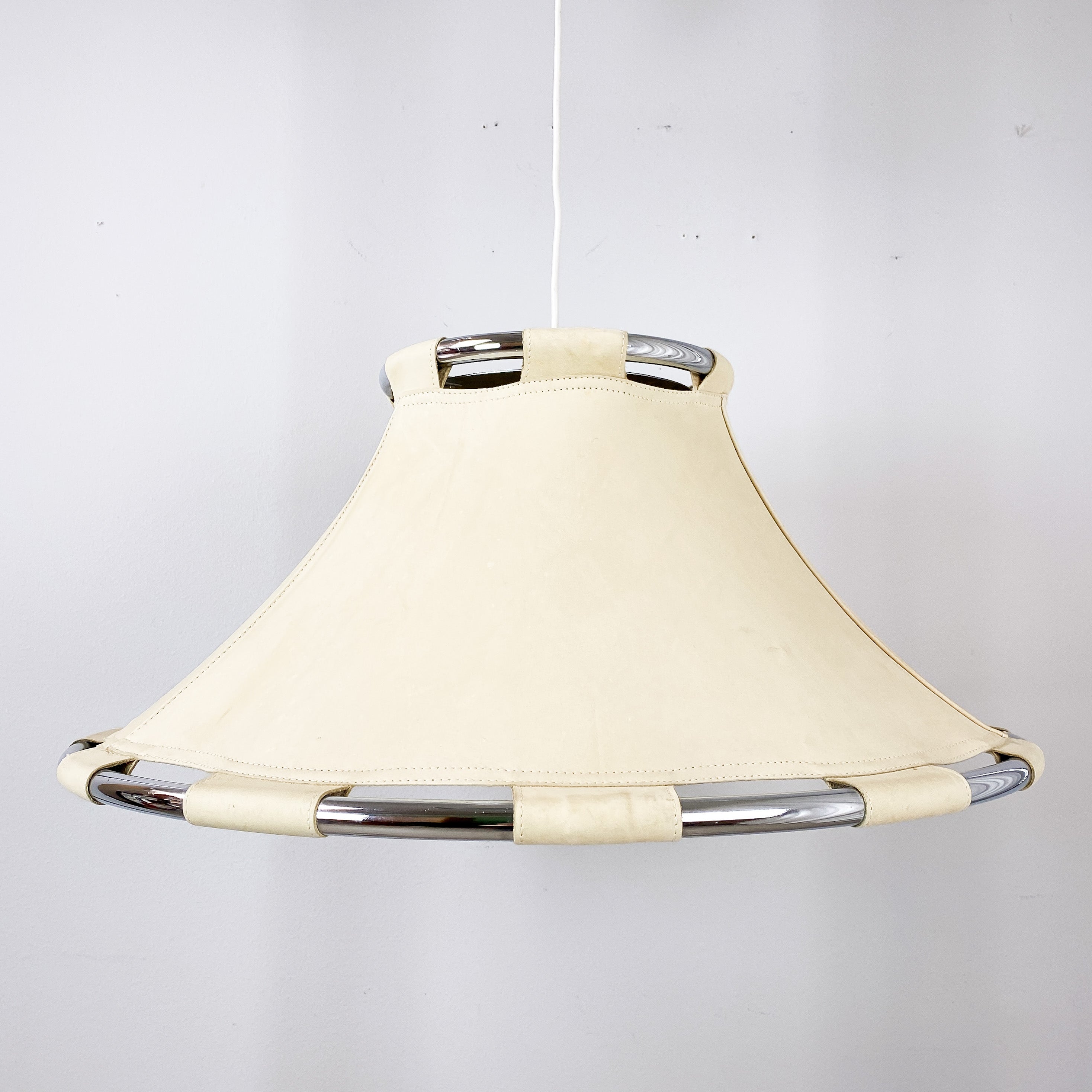 anna-lampan-atelj-lyktan-vintagebyr-n-second-hand-varberg