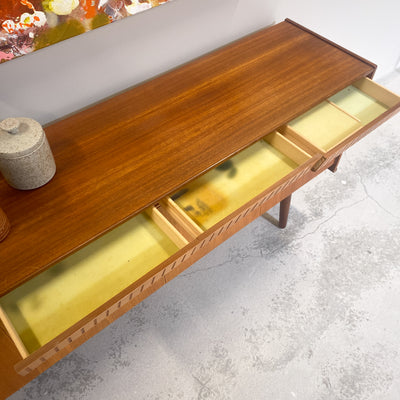 Sideboard i teak