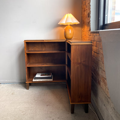 Hörnbokhylla 30/40-tal