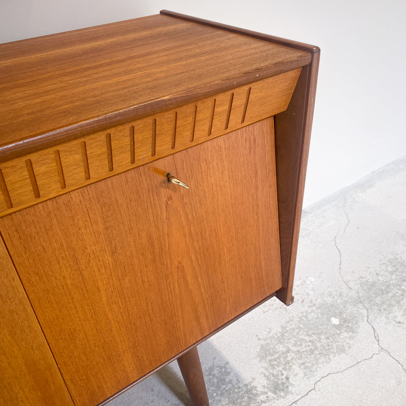Sideboard i teak