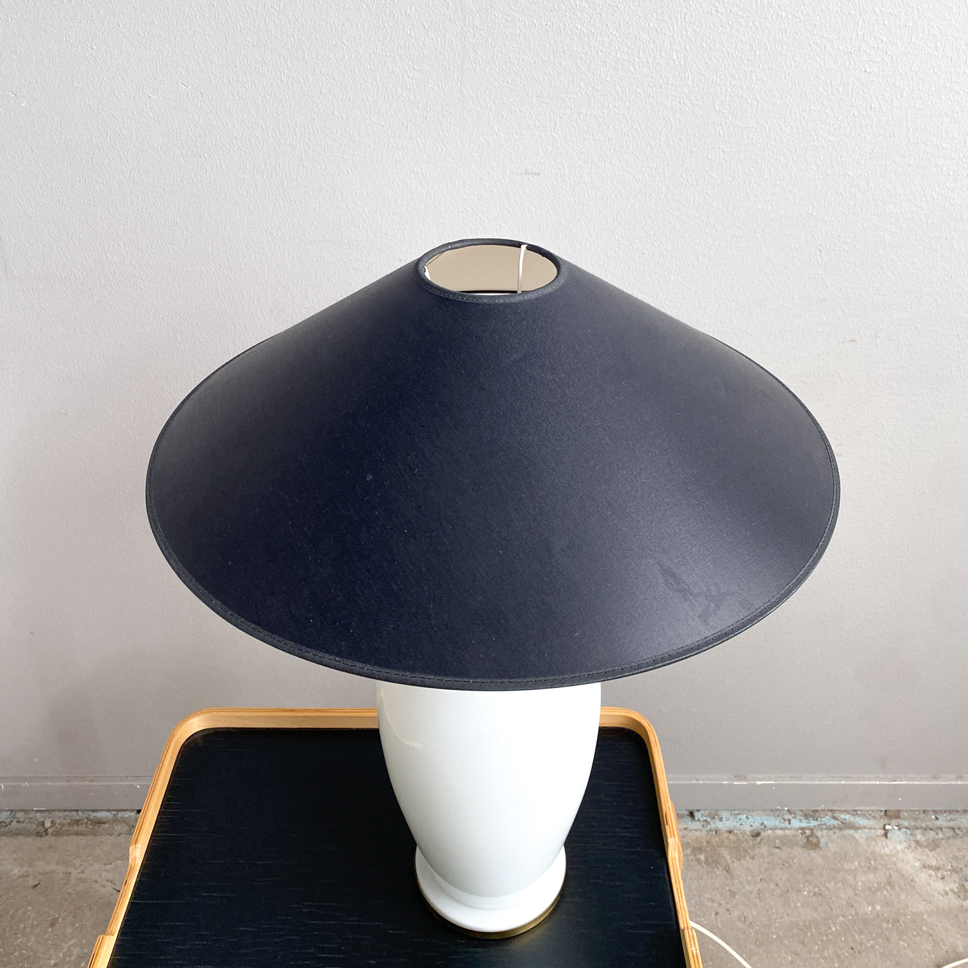 Bordslampa med belysning i foten - IKEA, 80-tal