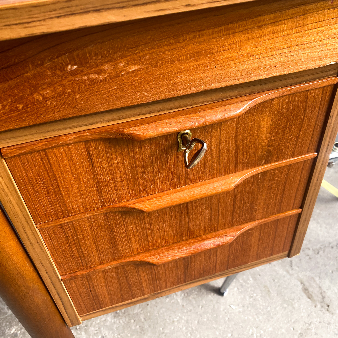 Skrivbord i teak, 60-tal