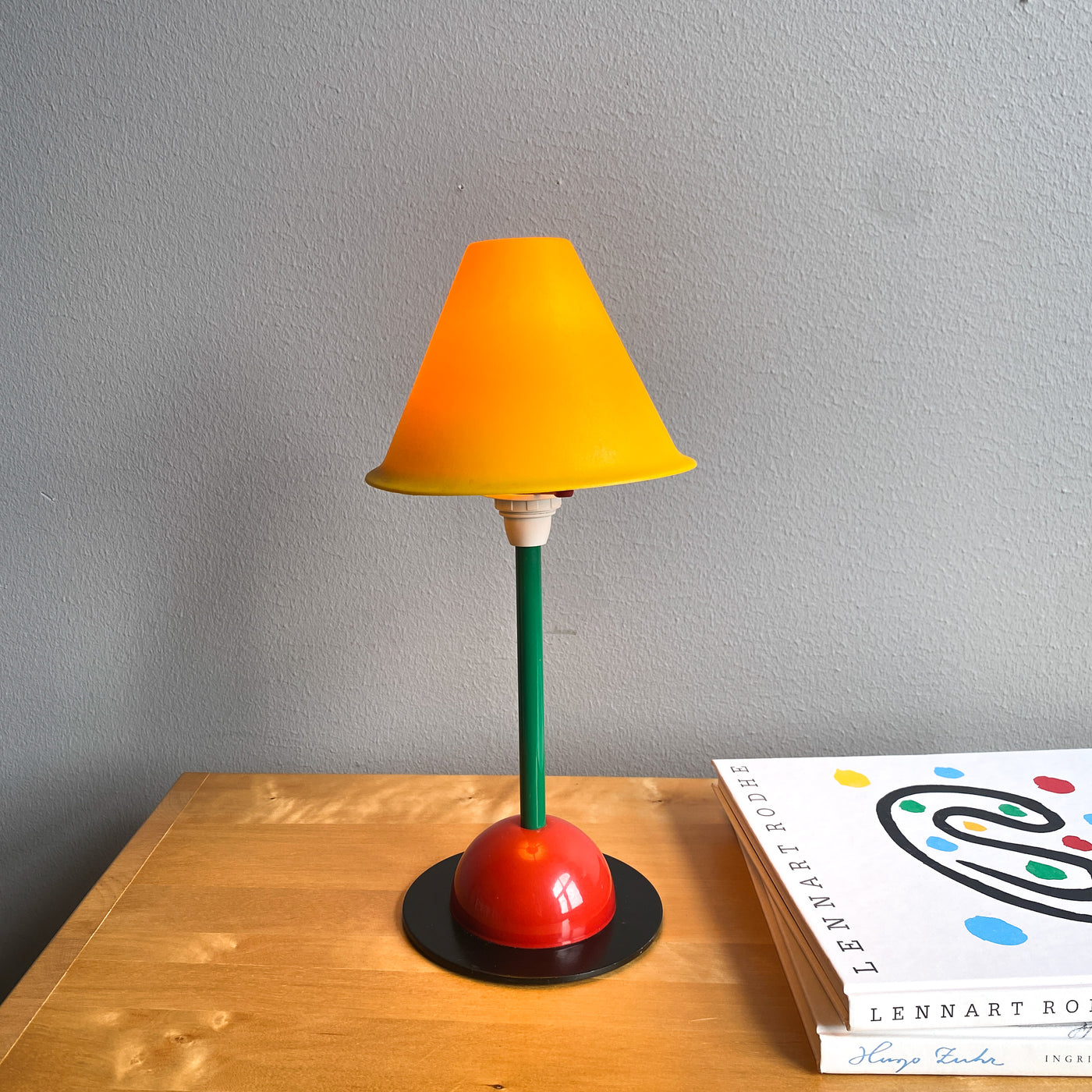 Memphis inspirerad bordslampa IKEA 80-tal
