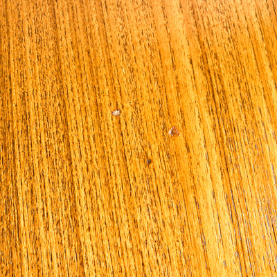 Matbord i teak med utdragsskivor