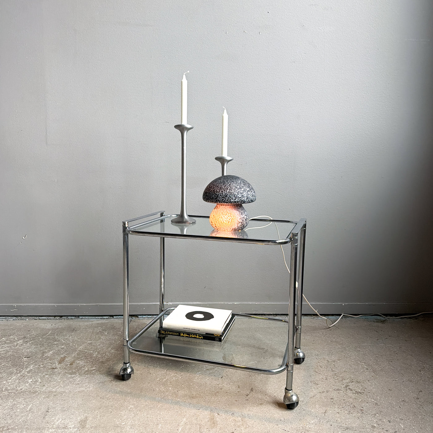 Drinkvagn i krom och glas