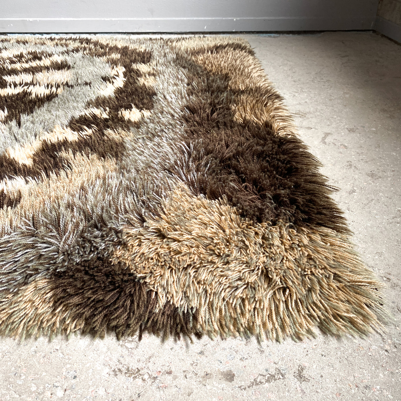 Tjock ryamatta med lång lugg - brun, beige och gråblå/grön, 150x212 cm