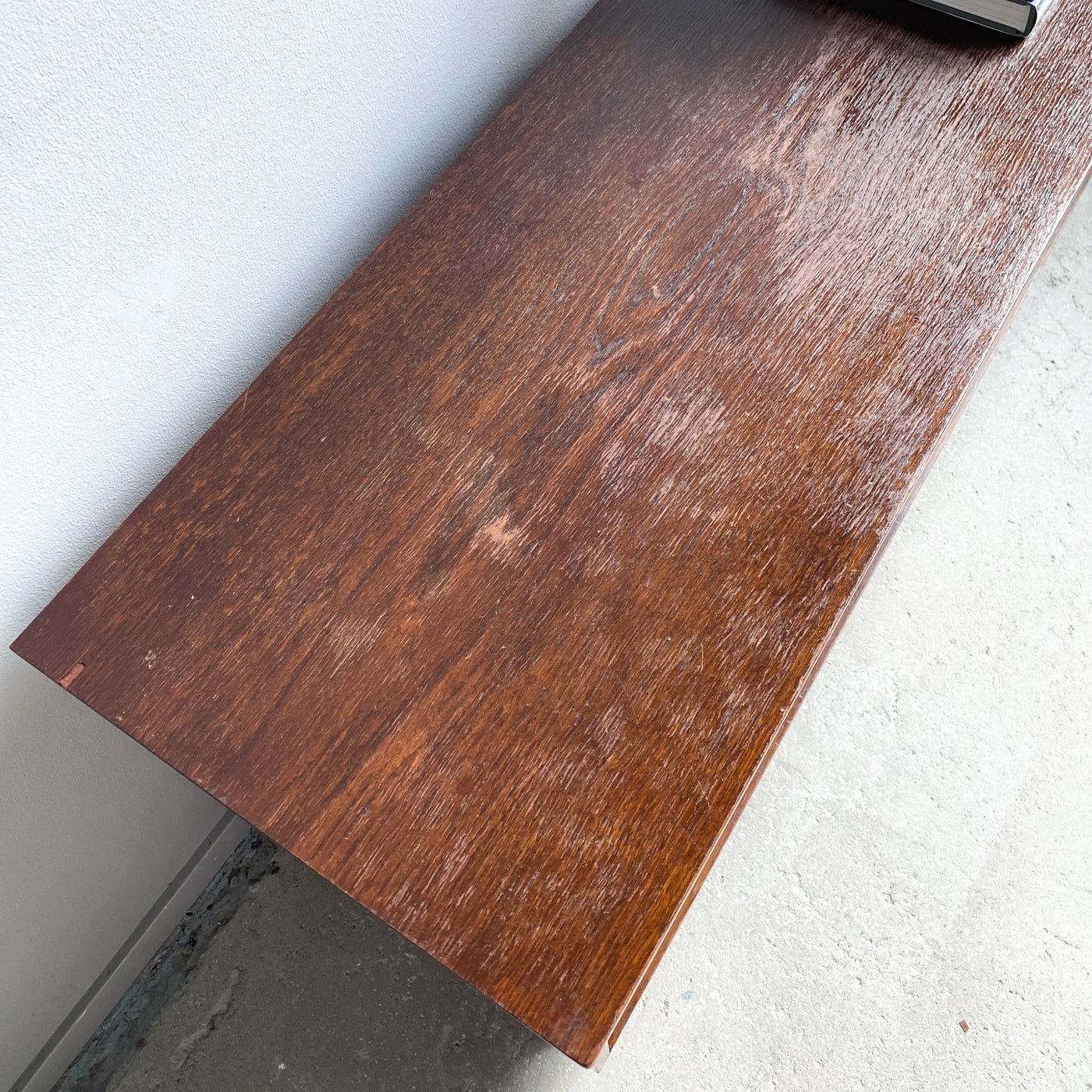 Sideboard i betsad ek