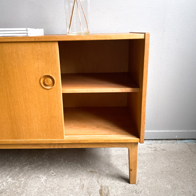 Litet sideboard i ek