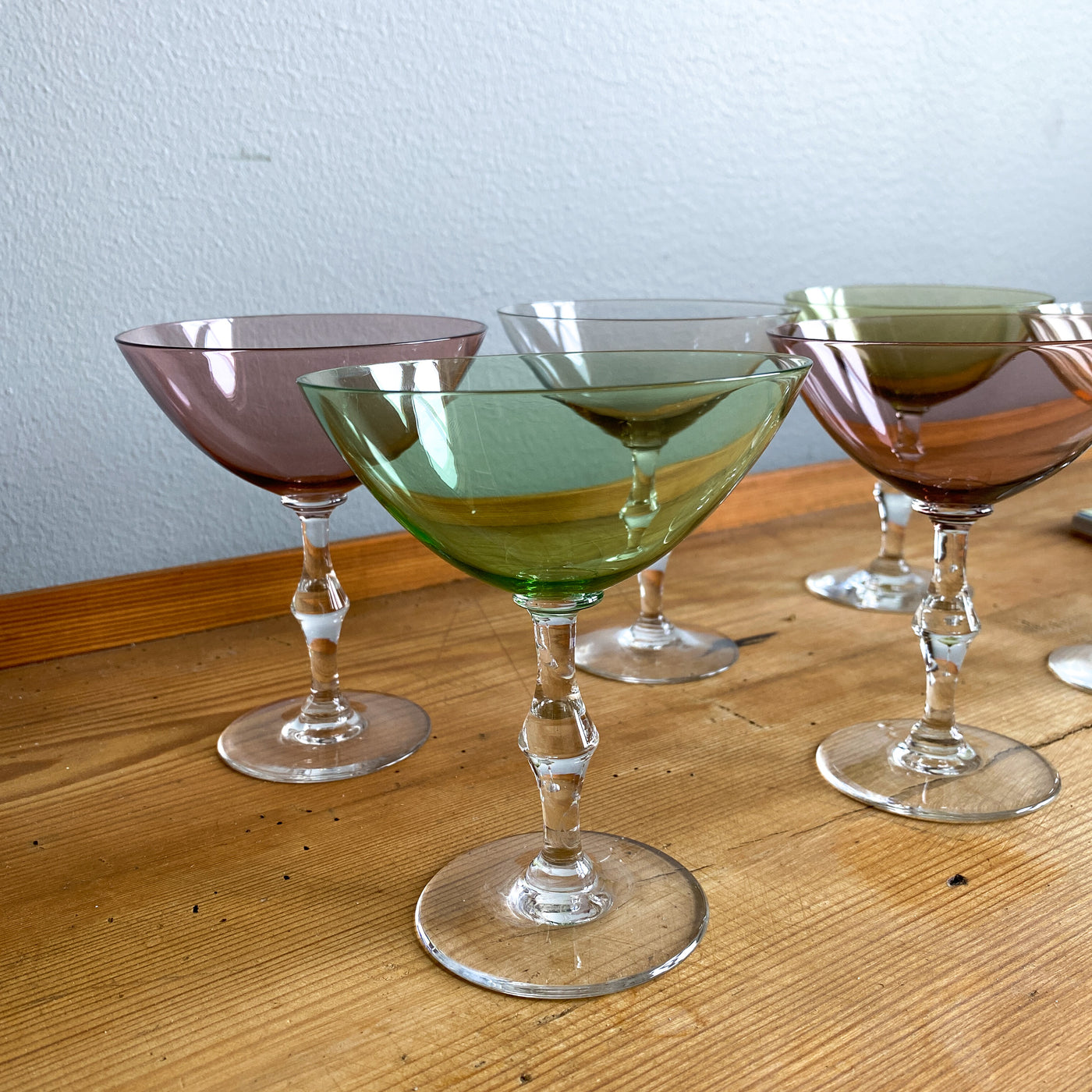 6 färgade champagnekupor
