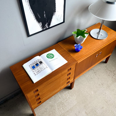 Paret mindre sideboard i teak - Comet, Bogeryds Möbelfabrik