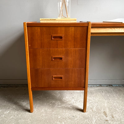 Skrivbord i teak - B. Fridhagen, Bodafors
