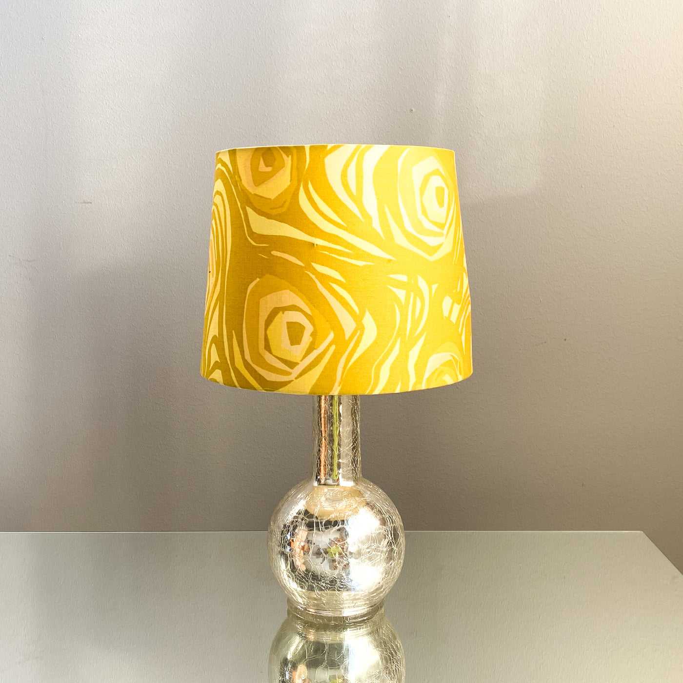 Bordslampa - Luxus, skärm Marjatta Metsovaara