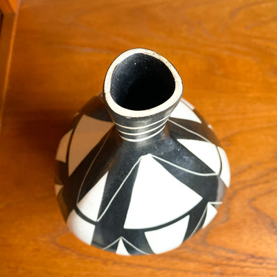 Diagonal - Karin Björquist, Gustavsberg studiohand