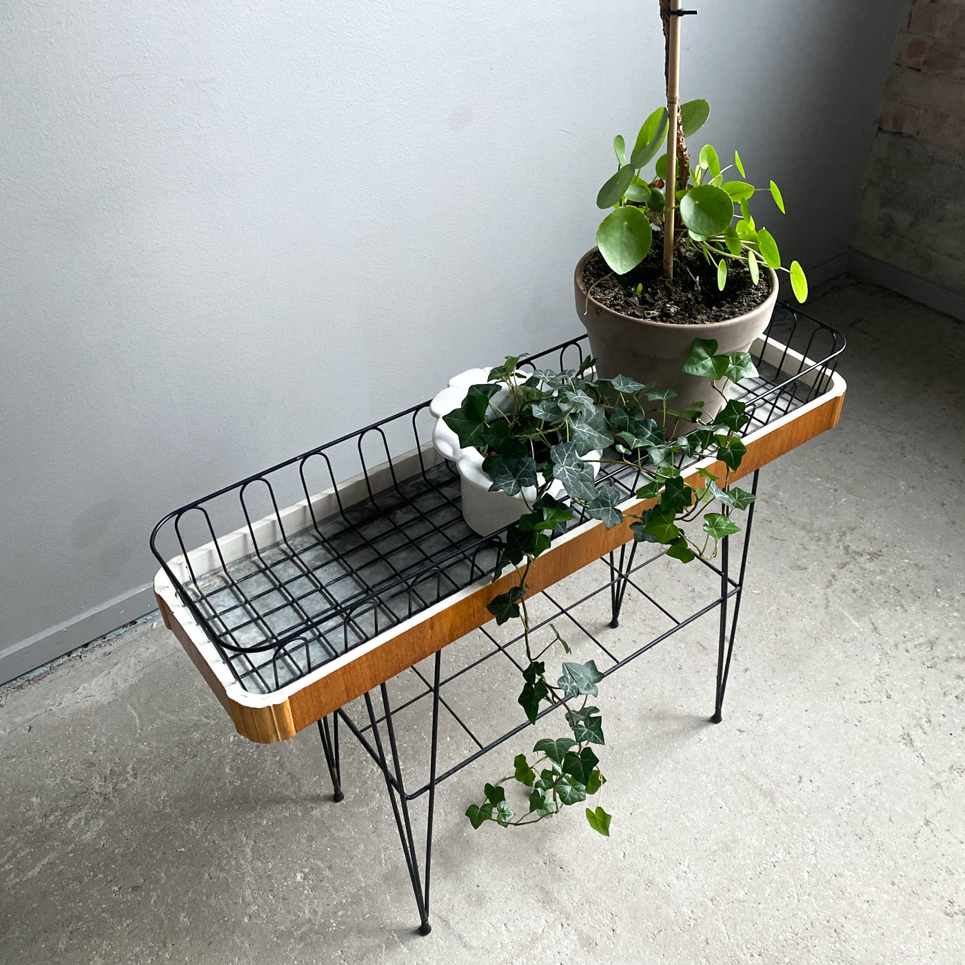 Blombord string