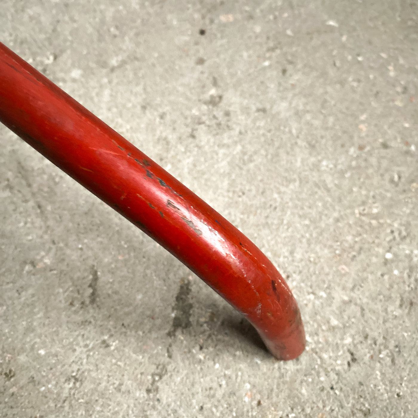 Tamburmajor i röd metall
