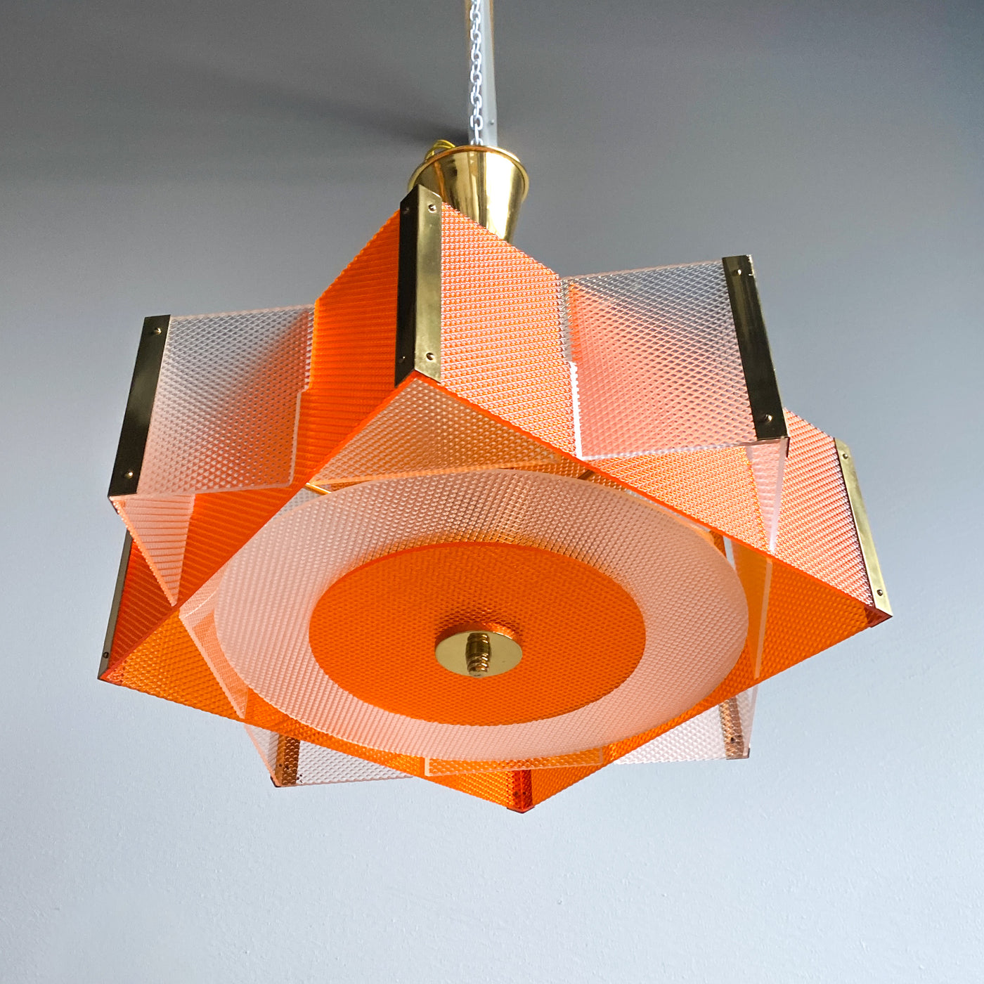 Taklampa i orange och klar plast, 60-tal