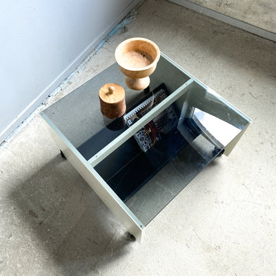 Soffbord med rökfärgad skiva - 70-tal