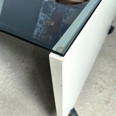 Soffbord med rökfärgad skiva - 70-tal