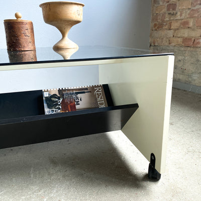 Soffbord med rökfärgad skiva - 70-tal