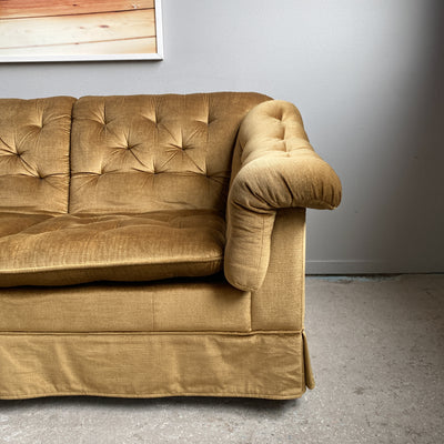 Olivgrön plyschsoffa 70-tal