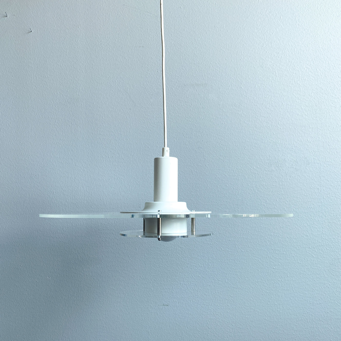 Taklampa i plexi - Cirkel, IKEA 1990