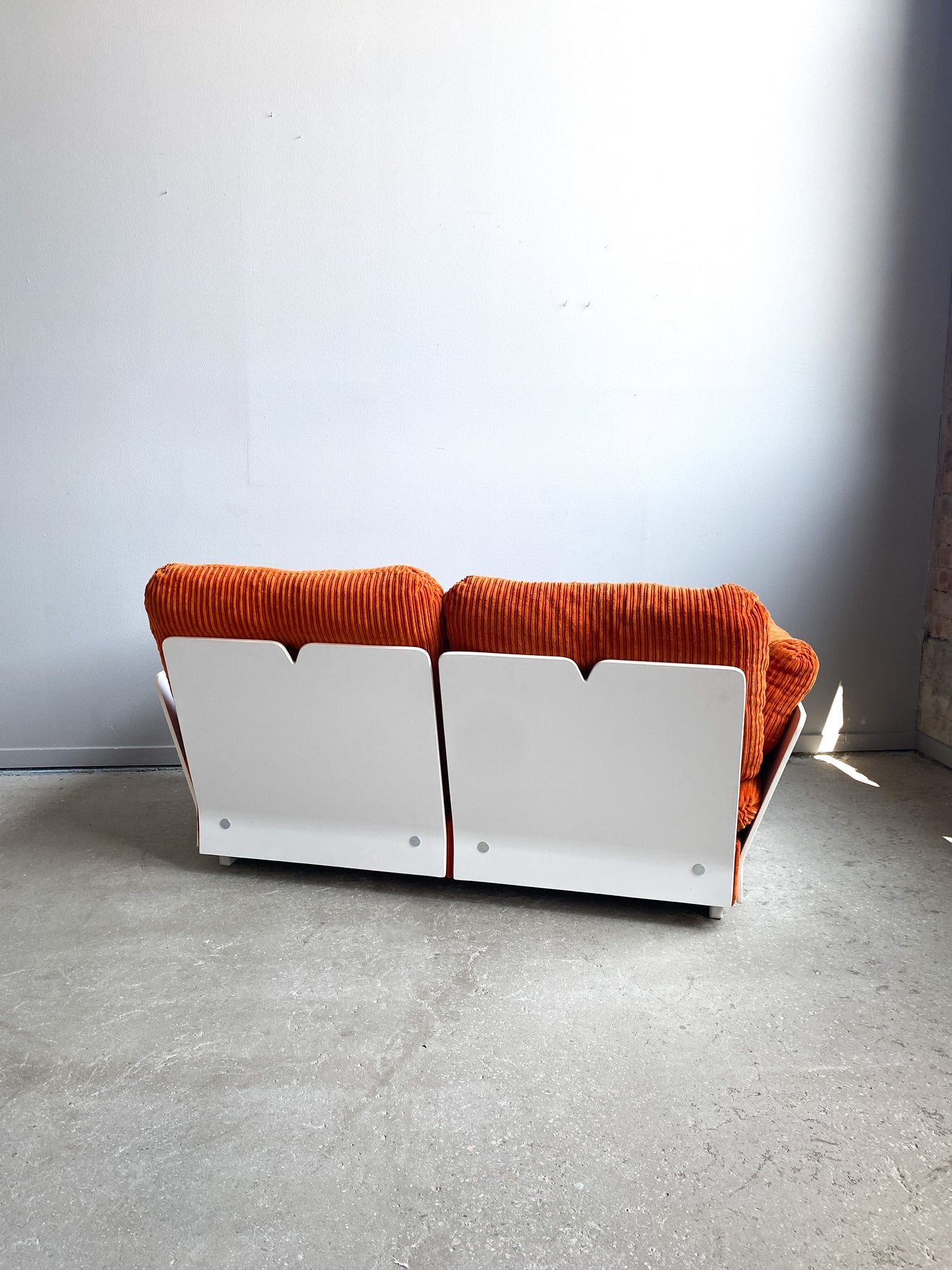 2-sits soffa i orange manchester - 70-tal