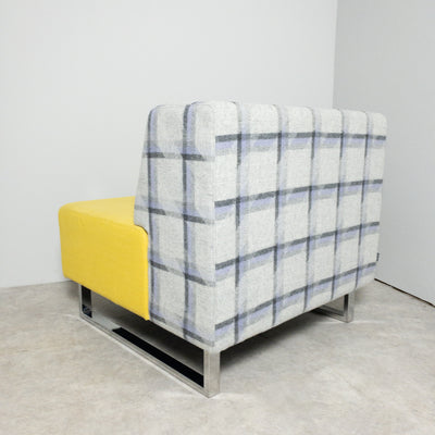 Grå/lila rutig och gul fåtölj "U-sit 80" Johansson Design