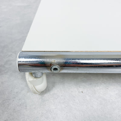 Två vita bord Ikea - "Strajk"