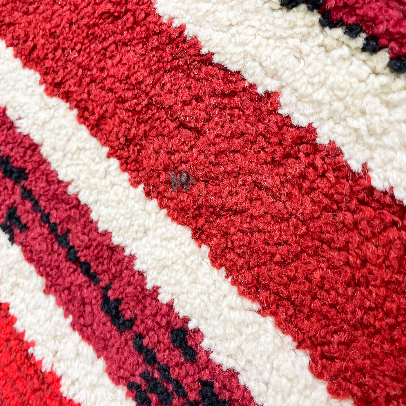 Dubbeltuftad matta - röd