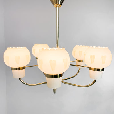 Taklampa i mässing och glas