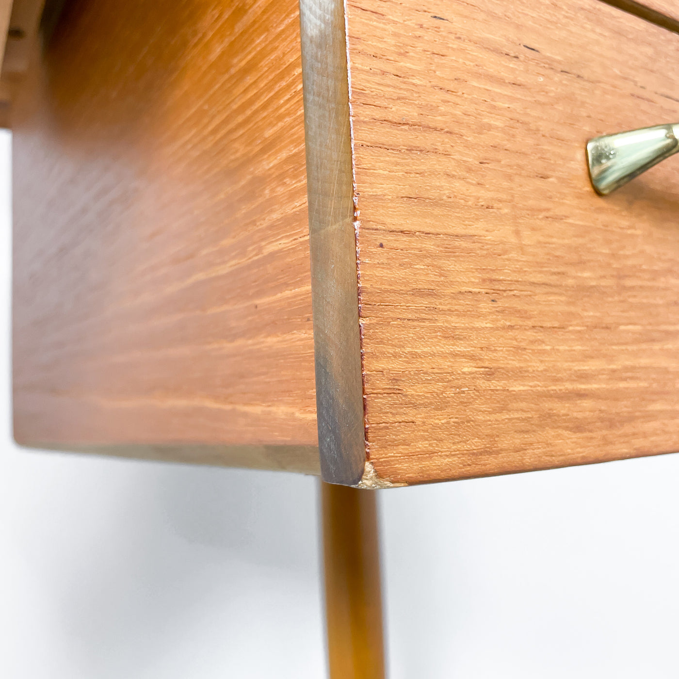 Sminkbord i teak med spegel - Fröseke