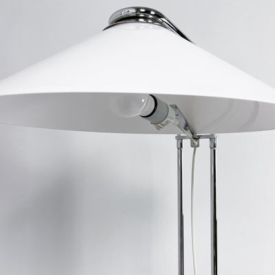 Golvlampa vit och krom