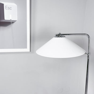 Golvlampa vit och krom