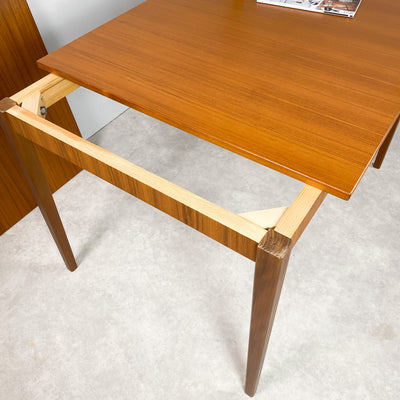 Matbord i teak