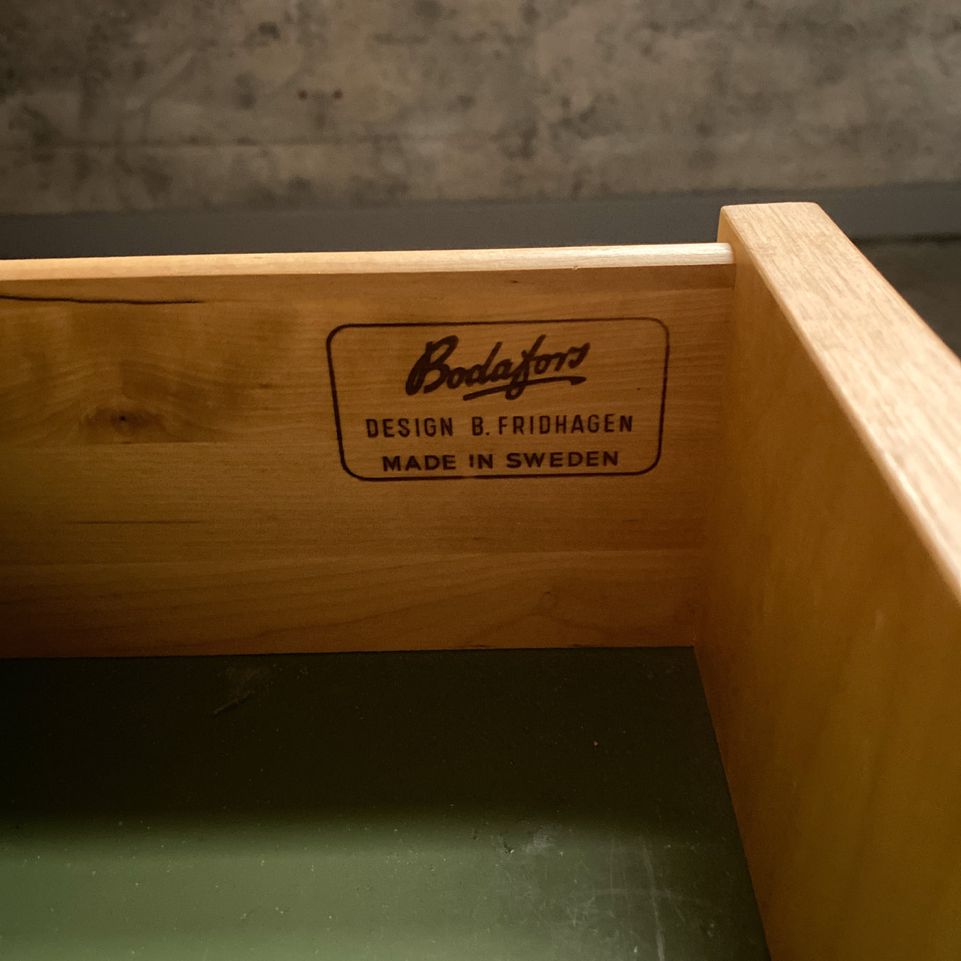 Skrivbord/sminkbord, Bodafors - Bertil Fridhagen
