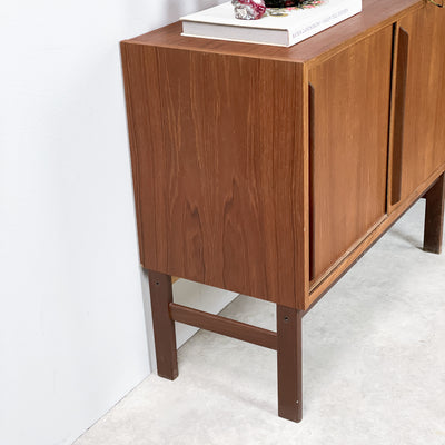 Litet sideboard i teak