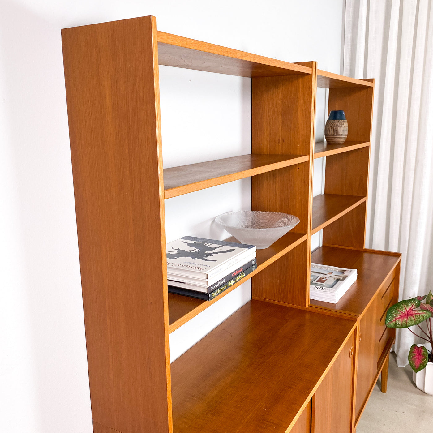 Sideboard eller bokhyllor i teak