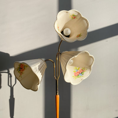 Trearmad golvlampa 40/50-tal