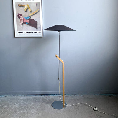 Golvlampa "Hockey" Ateljé Lyktan