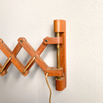Saxlampa i teak