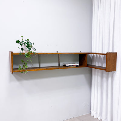 Hörnhylla Swedish Modern