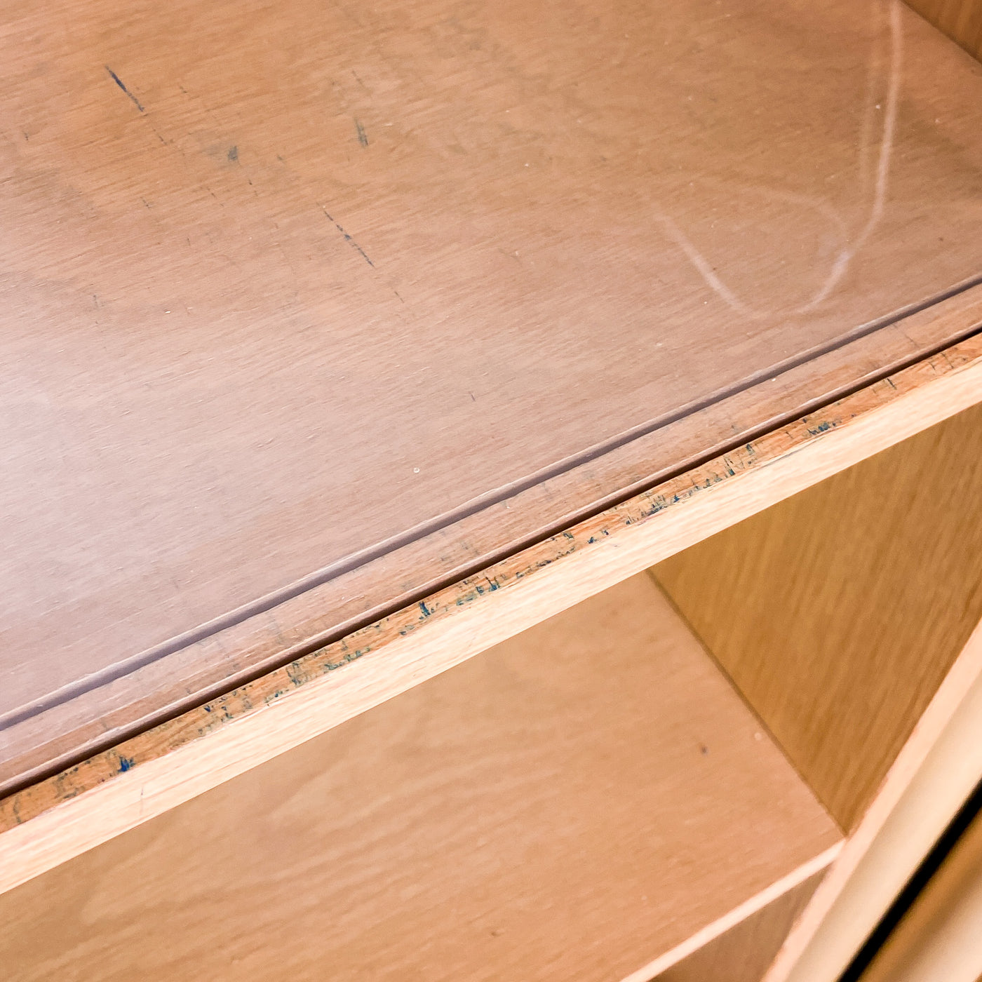 Hyllsystem eller sideboard i ek