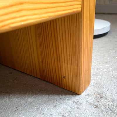 Sideboard i furu