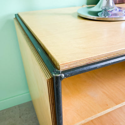 Sideboard med fack