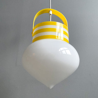 Catharina taklampa i glas Catti Åselius Lidbeck för Lindshammar - gul