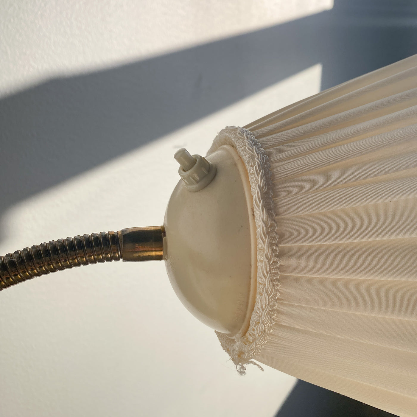 Trearmad golvlampa 40/50-tal