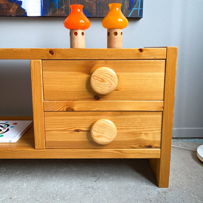 Sideboard i furu