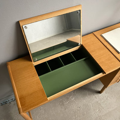Skrivbord/sminkbord, Bodafors - Bertil Fridhagen