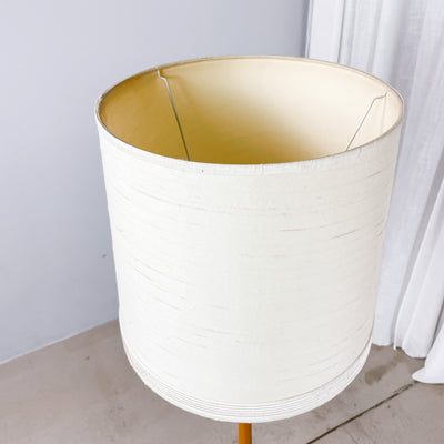 Golvlampa i ek