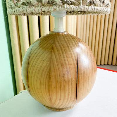 Bordslampa i furu